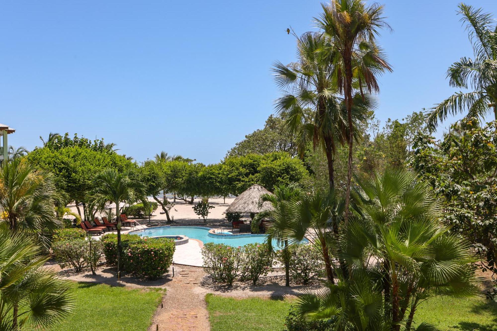 The Villas At Cocoplum Placencia Εξωτερικό φωτογραφία